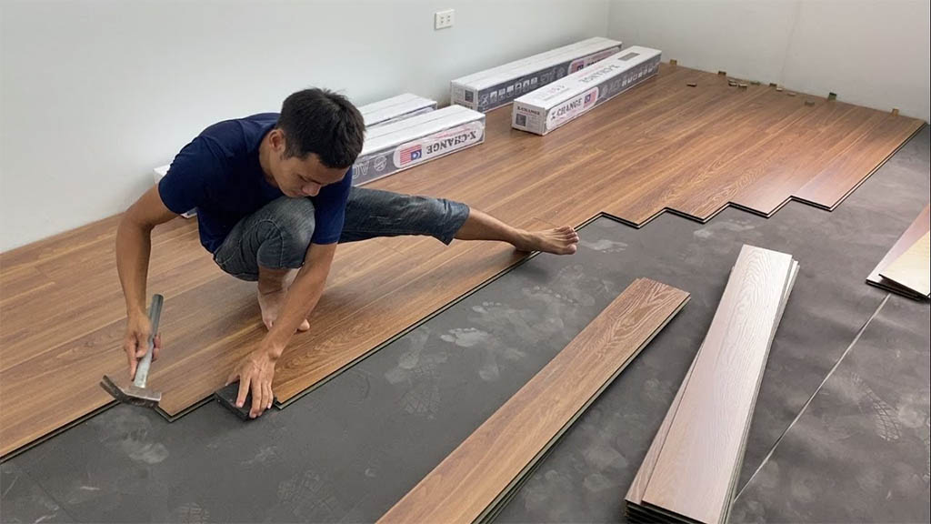 thi công sàn gỗ tại tphcm